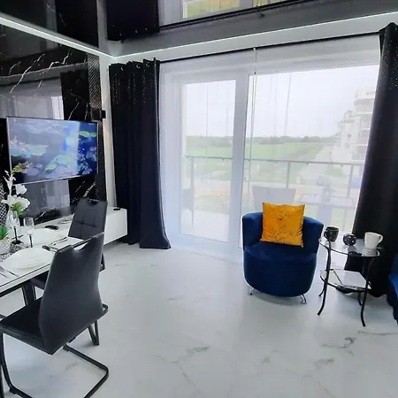 10 Glamour Aquapark Apartamento *